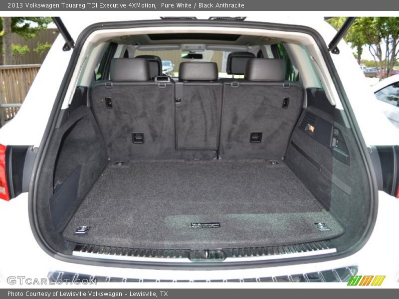 Pure White / Black Anthracite 2013 Volkswagen Touareg TDI Executive 4XMotion