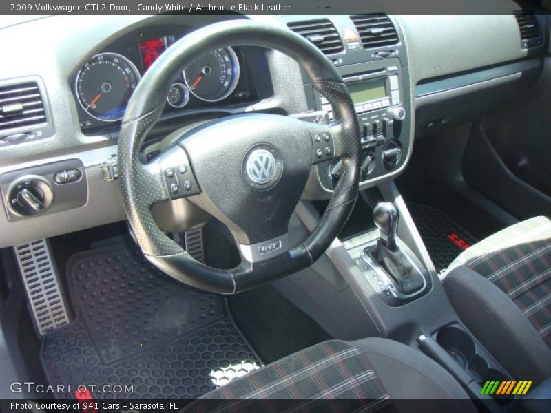 Candy White / Anthracite Black Leather 2009 Volkswagen GTI 2 Door