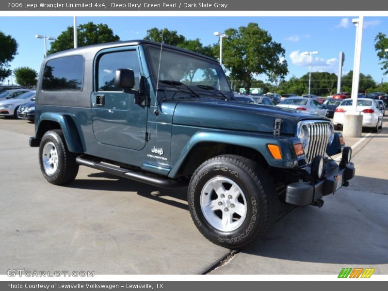 Front 3/4 View of 2006 Wrangler Unlimited 4x4