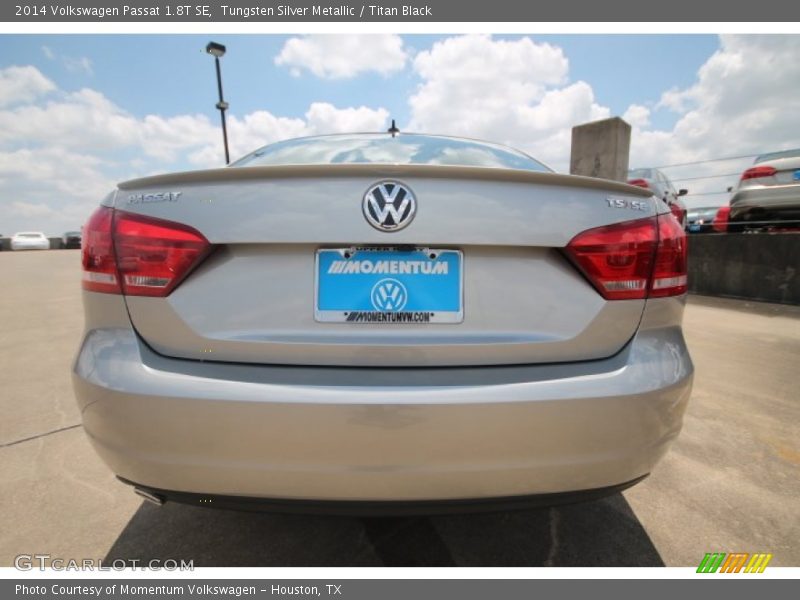 Tungsten Silver Metallic / Titan Black 2014 Volkswagen Passat 1.8T SE