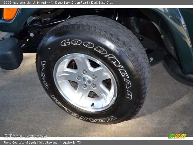 Deep Beryl Green Pearl / Dark Slate Gray 2006 Jeep Wrangler Unlimited 4x4