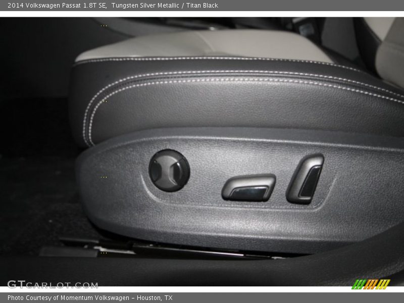Tungsten Silver Metallic / Titan Black 2014 Volkswagen Passat 1.8T SE