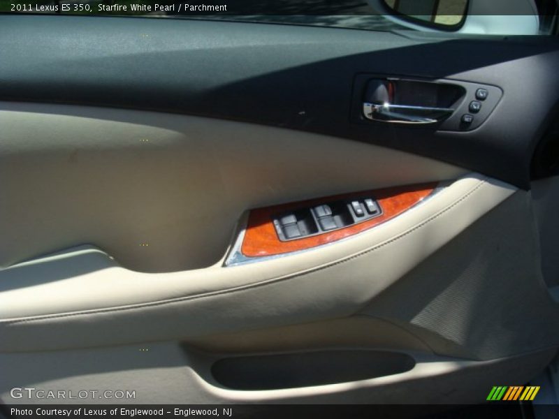 Starfire White Pearl / Parchment 2011 Lexus ES 350