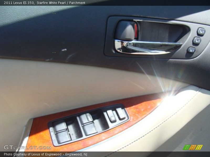 Starfire White Pearl / Parchment 2011 Lexus ES 350