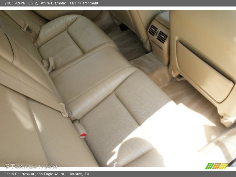 White Diamond Pearl / Parchment 2005 Acura TL 3.2