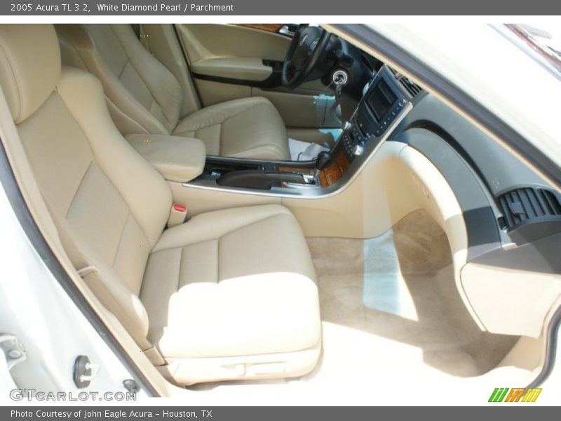 White Diamond Pearl / Parchment 2005 Acura TL 3.2