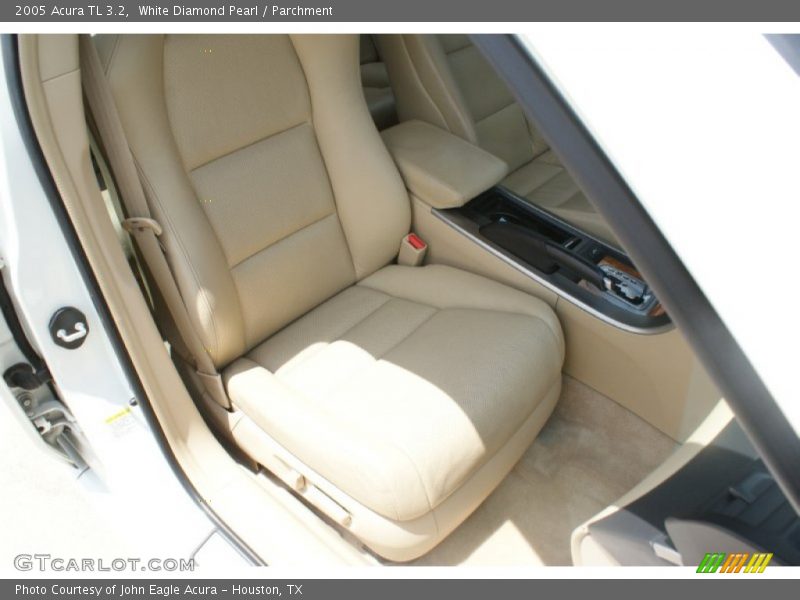 White Diamond Pearl / Parchment 2005 Acura TL 3.2