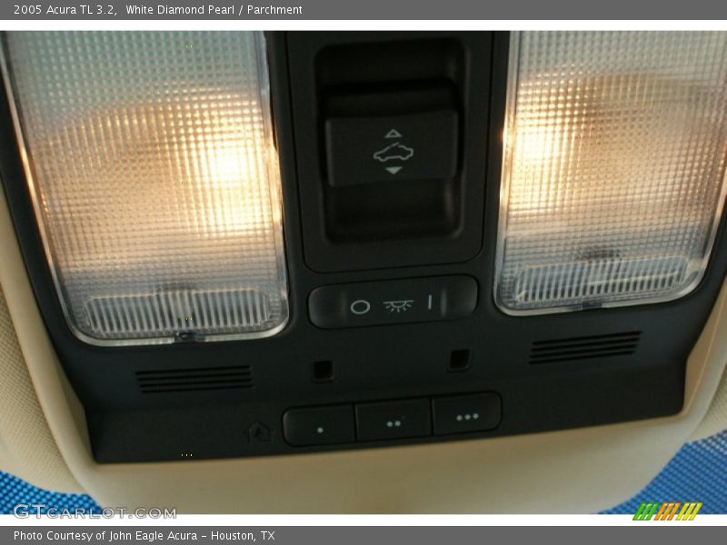White Diamond Pearl / Parchment 2005 Acura TL 3.2