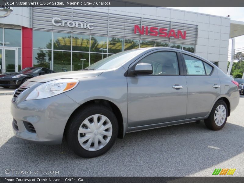 Magnetic Gray / Charcoal 2014 Nissan Versa 1.6 SV Sedan