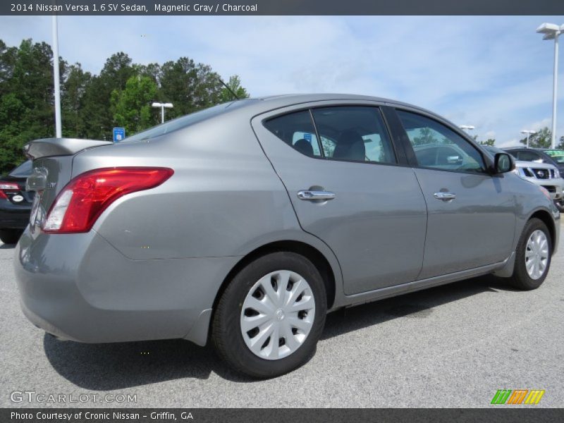 Magnetic Gray / Charcoal 2014 Nissan Versa 1.6 SV Sedan