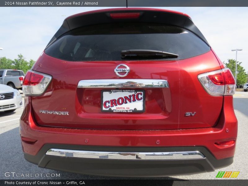 Cayenne Red / Almond 2014 Nissan Pathfinder SV