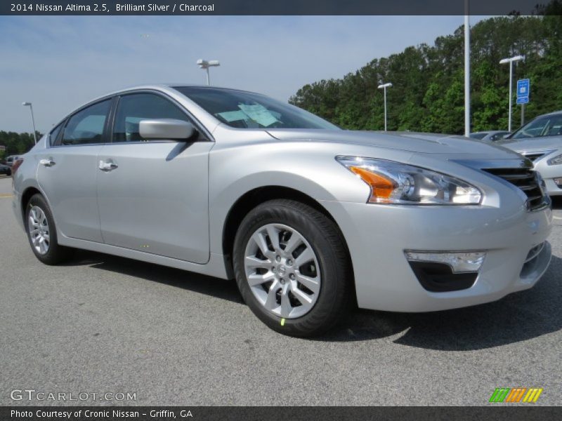 Brilliant Silver / Charcoal 2014 Nissan Altima 2.5
