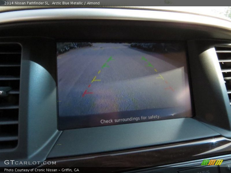 Arctic Blue Metallic / Almond 2014 Nissan Pathfinder SL