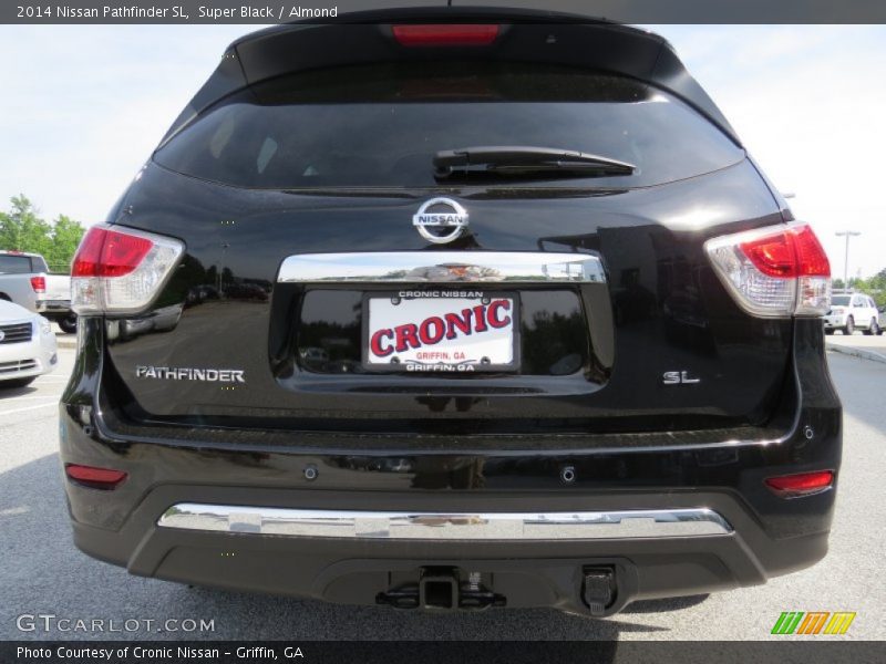 Super Black / Almond 2014 Nissan Pathfinder SL