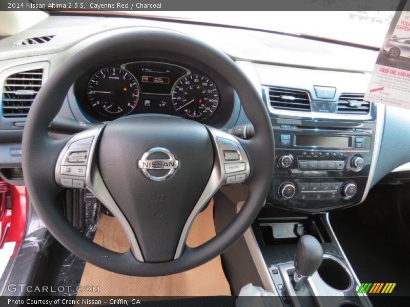 Cayenne Red / Charcoal 2014 Nissan Altima 2.5 S