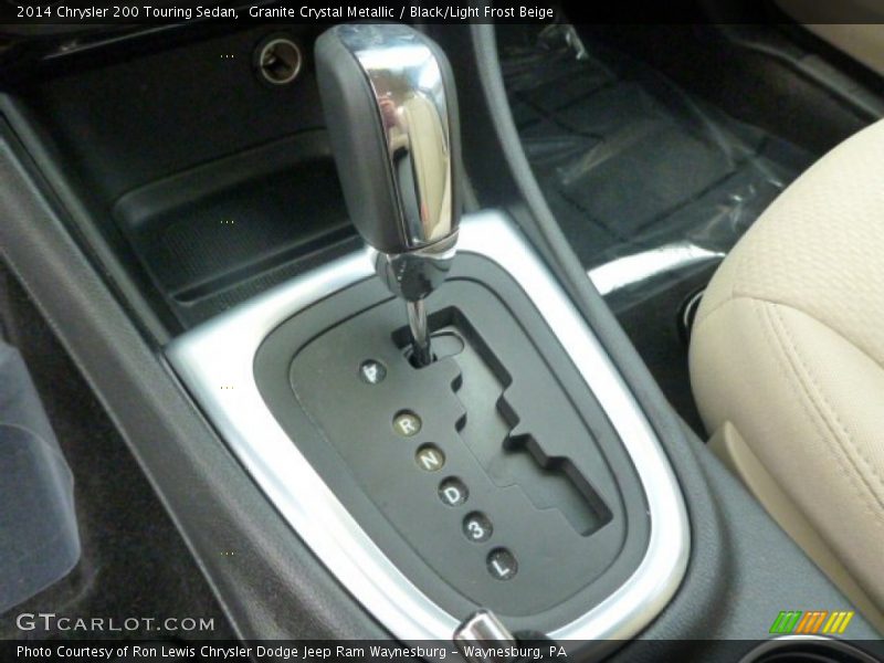 Granite Crystal Metallic / Black/Light Frost Beige 2014 Chrysler 200 Touring Sedan