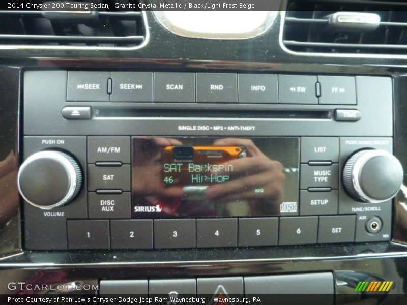 Granite Crystal Metallic / Black/Light Frost Beige 2014 Chrysler 200 Touring Sedan
