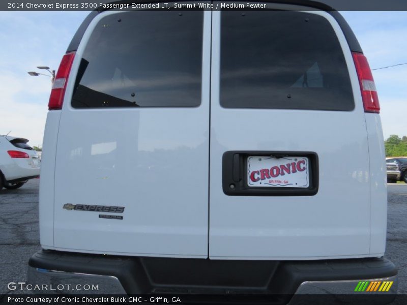 Summit White / Medium Pewter 2014 Chevrolet Express 3500 Passenger Extended LT