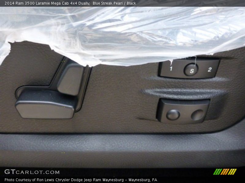 Blue Streak Pearl / Black 2014 Ram 3500 Laramie Mega Cab 4x4 Dually