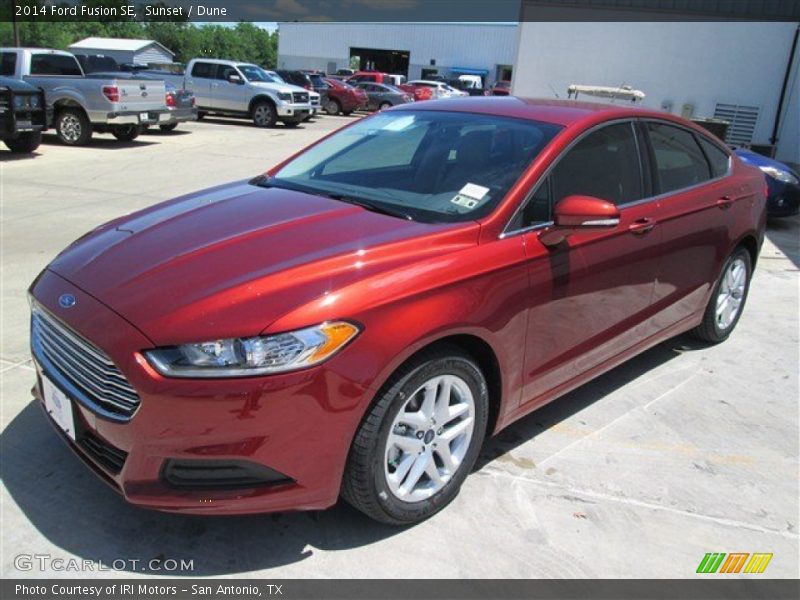 Sunset / Dune 2014 Ford Fusion SE