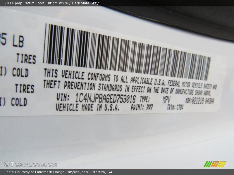 Bright White / Dark Slate Gray 2014 Jeep Patriot Sport