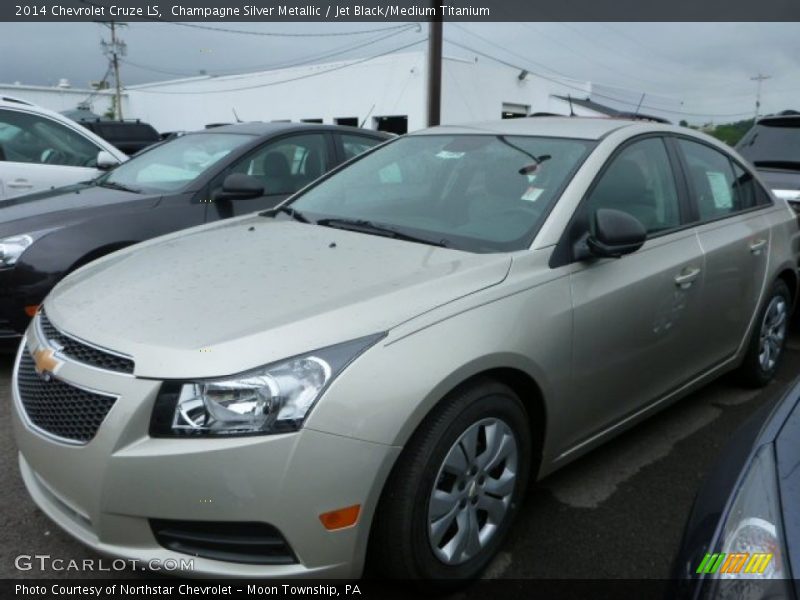 Champagne Silver Metallic / Jet Black/Medium Titanium 2014 Chevrolet Cruze LS