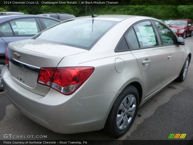 Champagne Silver Metallic / Jet Black/Medium Titanium 2014 Chevrolet Cruze LS