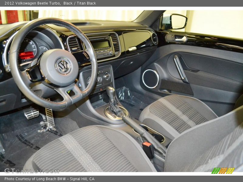 Black / Titan Black 2012 Volkswagen Beetle Turbo