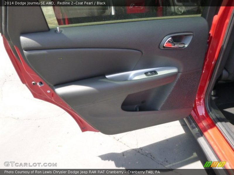Redline 2-Coat Pearl / Black 2014 Dodge Journey SE AWD