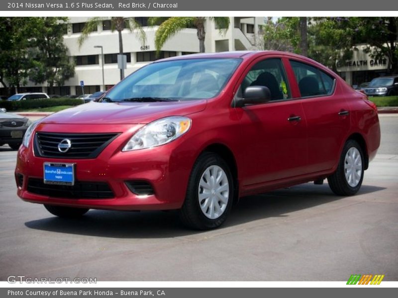 Red Brick / Charcoal 2014 Nissan Versa 1.6 S Plus Sedan