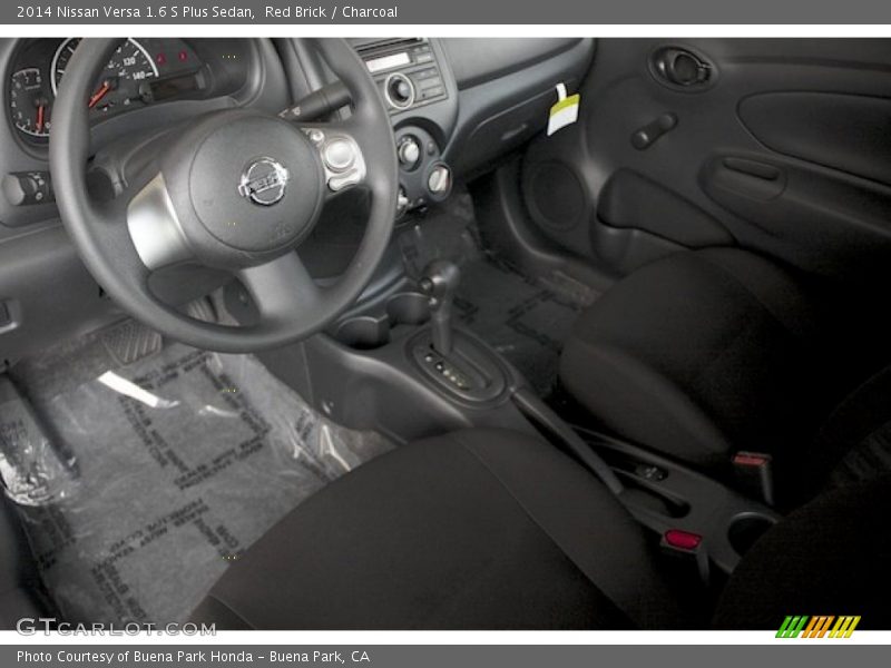 Red Brick / Charcoal 2014 Nissan Versa 1.6 S Plus Sedan