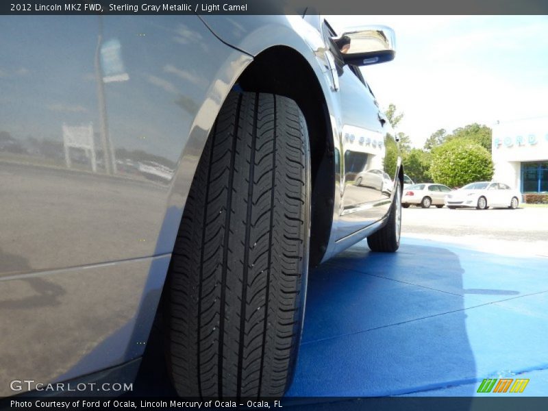 Sterling Gray Metallic / Light Camel 2012 Lincoln MKZ FWD