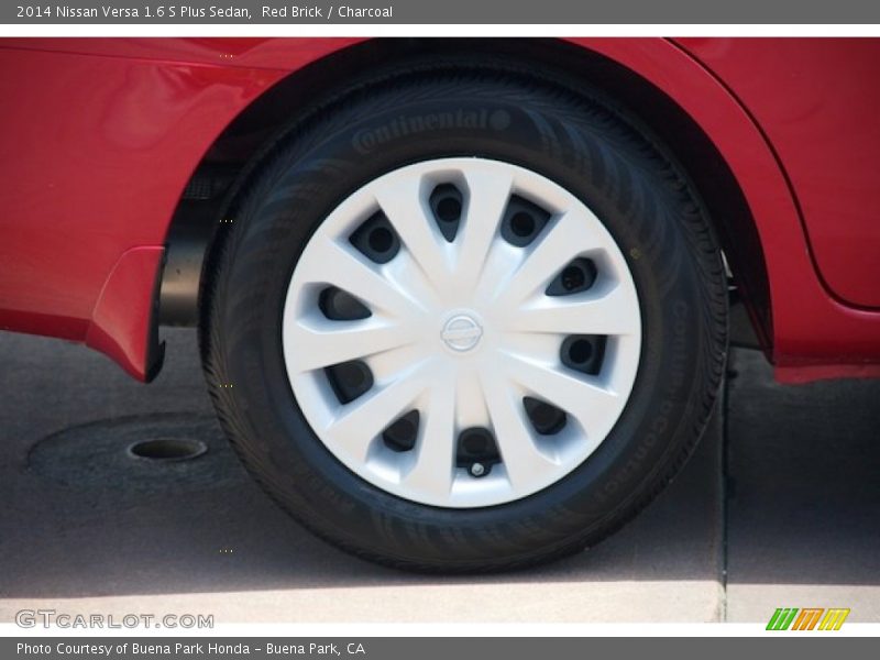 Red Brick / Charcoal 2014 Nissan Versa 1.6 S Plus Sedan