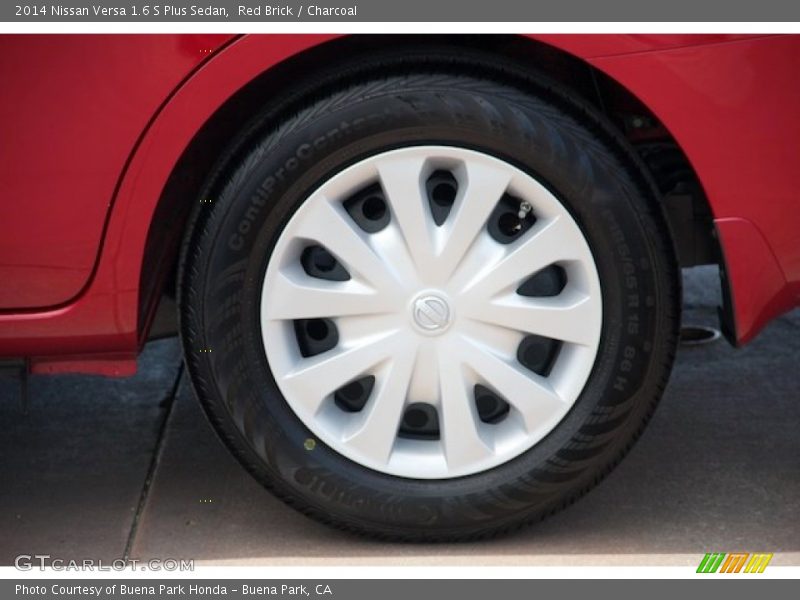 Red Brick / Charcoal 2014 Nissan Versa 1.6 S Plus Sedan