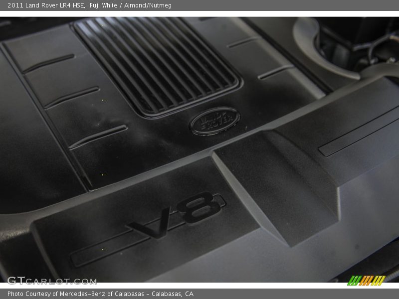 Fuji White / Almond/Nutmeg 2011 Land Rover LR4 HSE