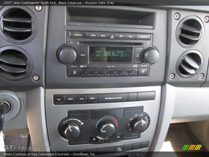 Black Clearcoat / Medium Slate Gray 2007 Jeep Commander Sport 4x4