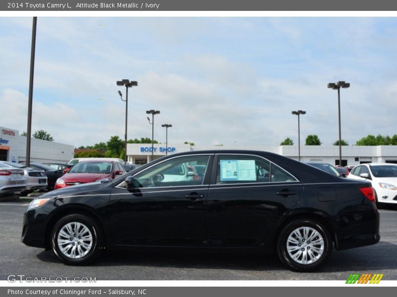 Attitude Black Metallic / Ivory 2014 Toyota Camry L