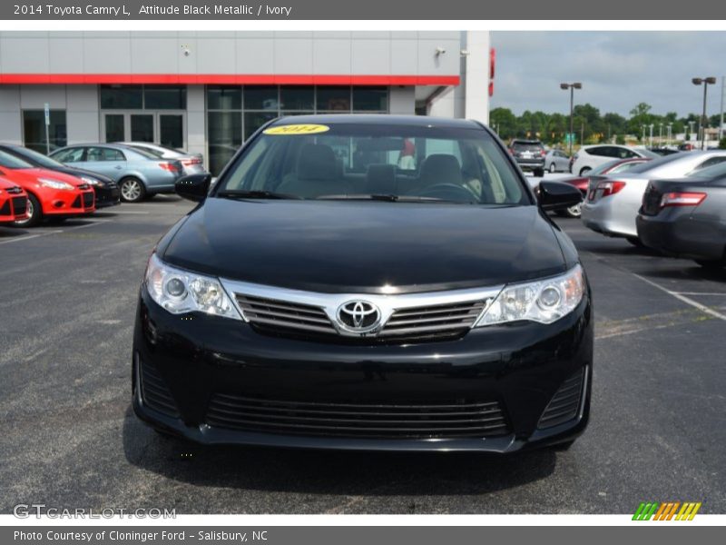 Attitude Black Metallic / Ivory 2014 Toyota Camry L