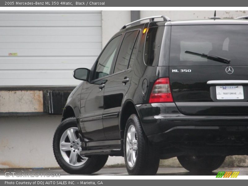 Black / Charcoal 2005 Mercedes-Benz ML 350 4Matic