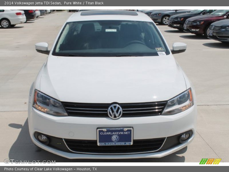 Pure White / Titan Black 2014 Volkswagen Jetta TDI Sedan