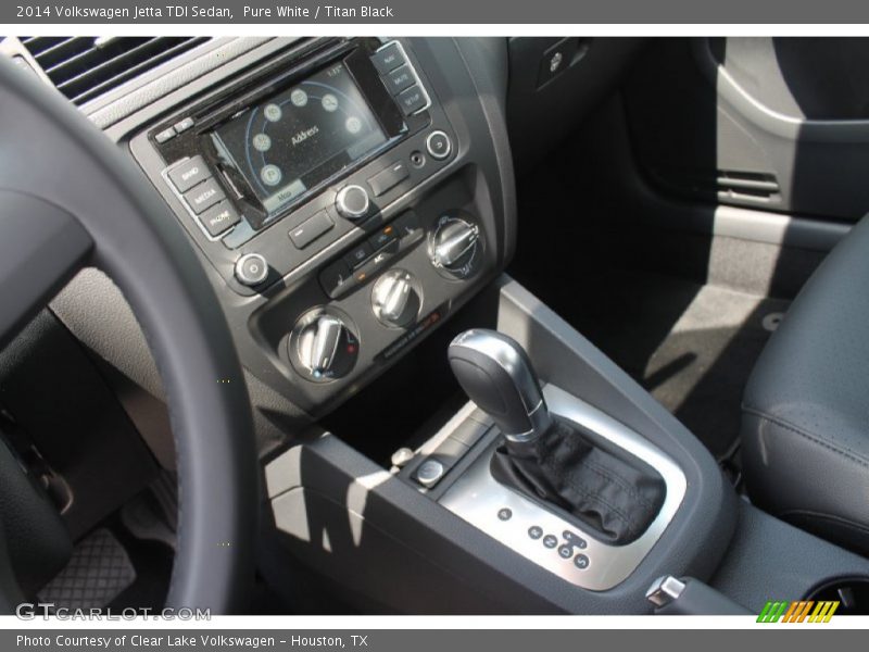 Pure White / Titan Black 2014 Volkswagen Jetta TDI Sedan