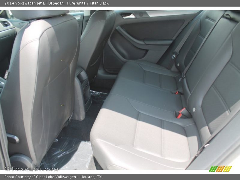 Pure White / Titan Black 2014 Volkswagen Jetta TDI Sedan