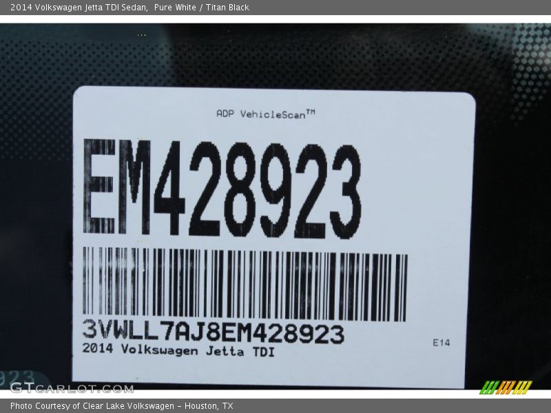 Pure White / Titan Black 2014 Volkswagen Jetta TDI Sedan
