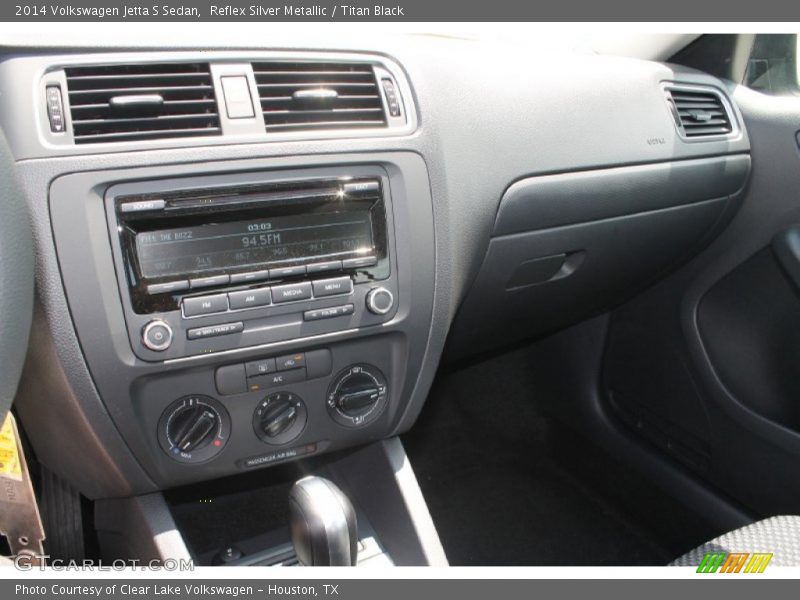 Reflex Silver Metallic / Titan Black 2014 Volkswagen Jetta S Sedan
