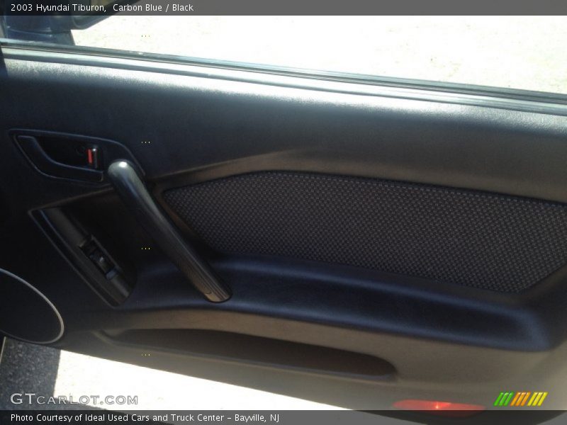 Carbon Blue / Black 2003 Hyundai Tiburon