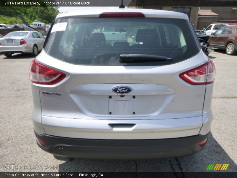 Ingot Silver / Charcoal Black 2014 Ford Escape S