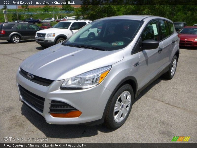 Ingot Silver / Charcoal Black 2014 Ford Escape S