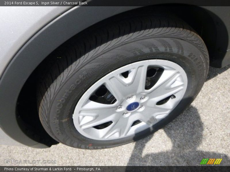 Ingot Silver / Charcoal Black 2014 Ford Escape S