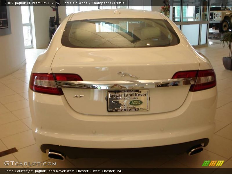 Porcelain White / Champagne/Truffle 2009 Jaguar XF Premium Luxury