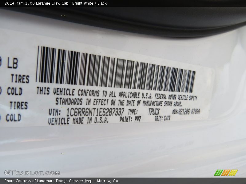 Bright White / Black 2014 Ram 1500 Laramie Crew Cab
